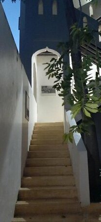 Jamala Guesthouse - Photo2