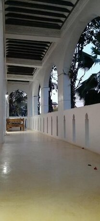 Jamala Guesthouse - Photo4