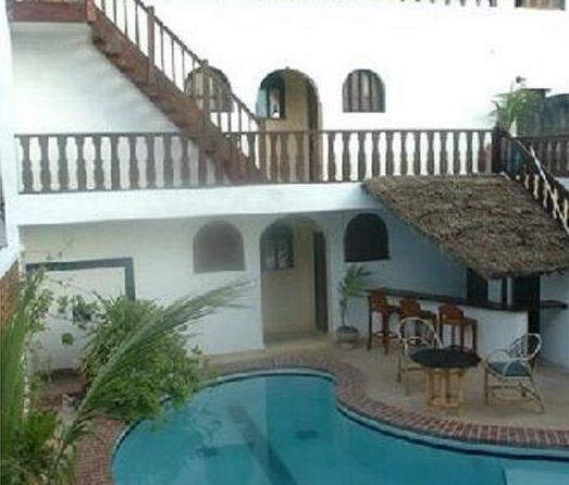 Petleys Inn - Photo3