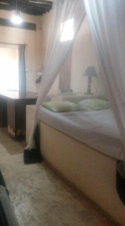 Wildebeeste Lamu