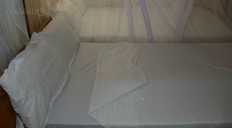 Comfy Palace Guest House - Photo4