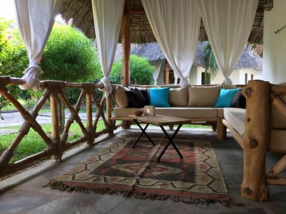 Villa Tsavo with swimming pool/close to the beach - Photo2