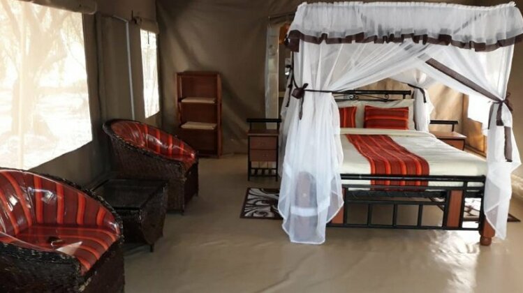 Enchoro Wildlife Camp - Photo3