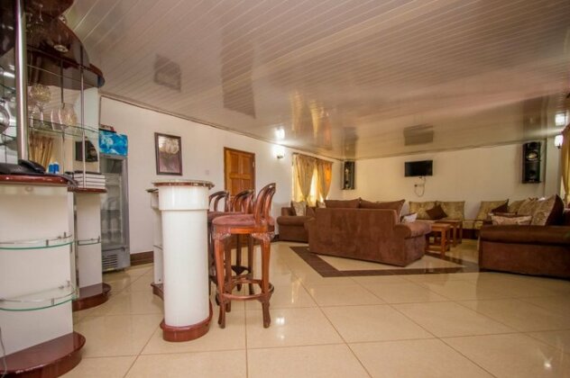 Meru Paramount Hotel - Photo4