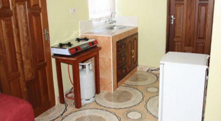 Haveton Hotel & Apartments - Photo3