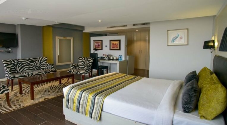 Cloud Hotel & Suites - Photo5