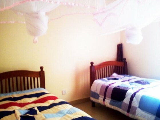Furnished 3 Bed Apartment near JKIA Nairobi - Photo4