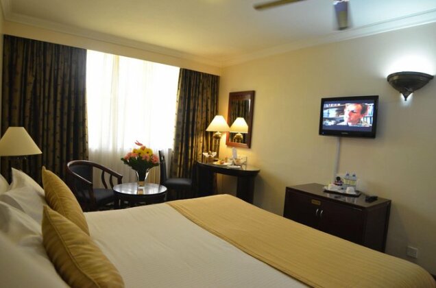 Jacaranda Hotel Nairobi - Photo3