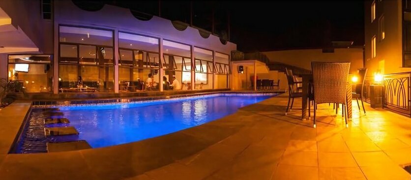 Jewel Stone Hotel - Photo2
