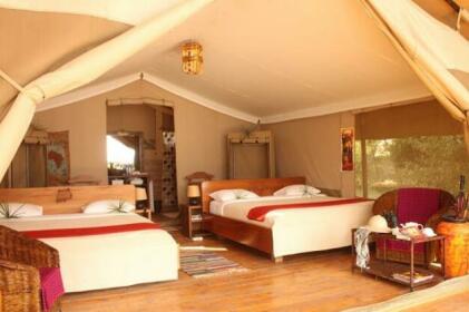 Loyk Mara Luxury Camp