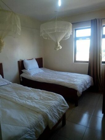 Ngara Riverside Lodge - Photo4