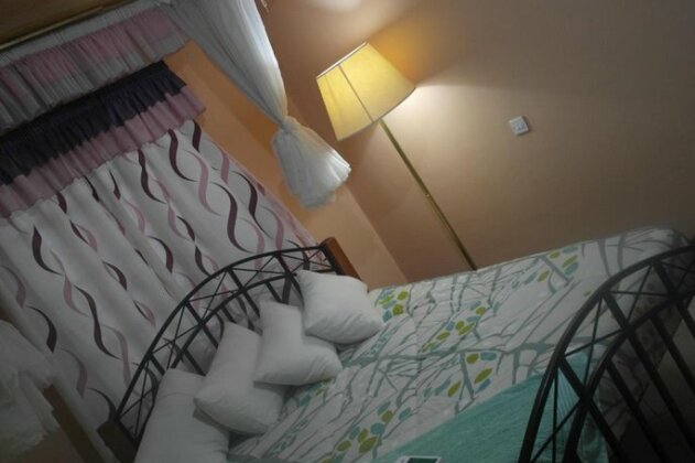 Palm Airport Suites - Photo5