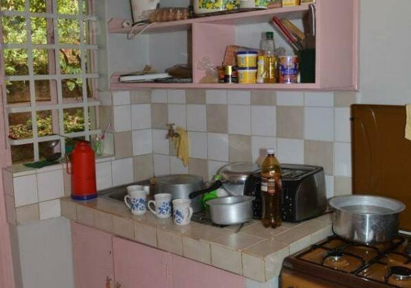 PEC Guest House - Photo4