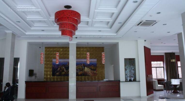Soluxe Club Hotel - Photo2