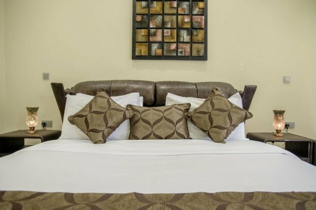 The Landmark Suites - Photo5