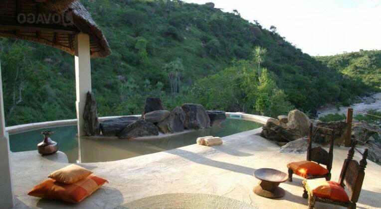 Sabuk Lodge - Photo2