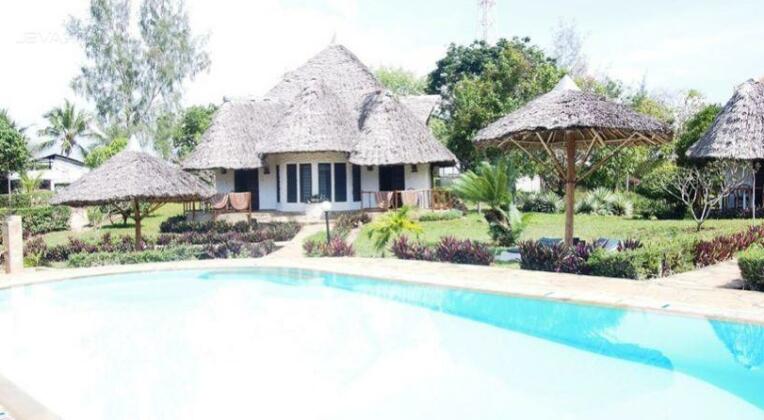 Kinondo Poa - Photo4