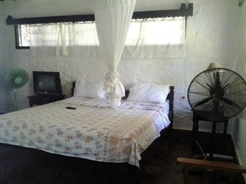 Ndege Cottages - Photo2