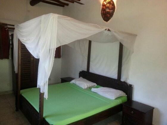 Travellers Paradise Diani - Photo4