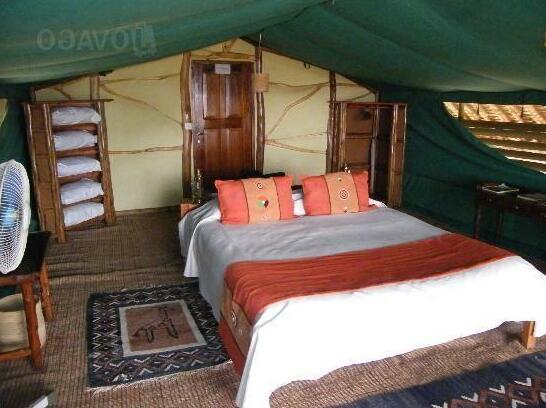 Satao Camp Tsavo East - Photo4