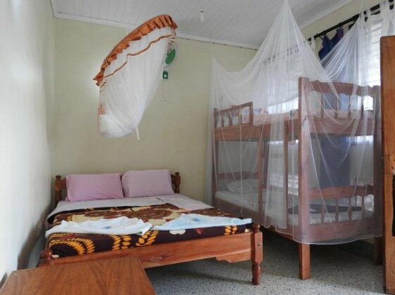 Voi Lutheran Guesthouse - Photo2