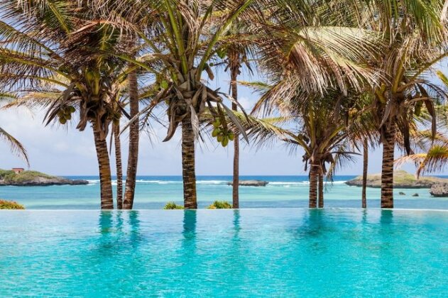 Lily Palm Resort - Photo2