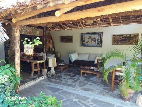 Mvuvi Lodge - Photo3