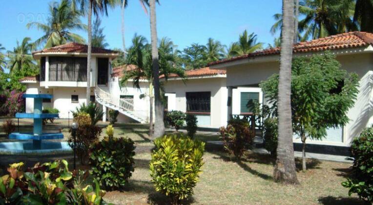 Royal Gede Resort - Photo2