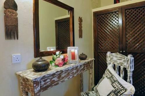 Tembo Village Resort - Photo4