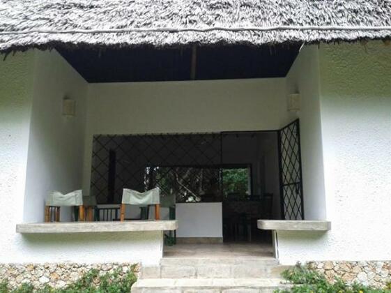 Watamu Beach Cottages B&B - Photo2