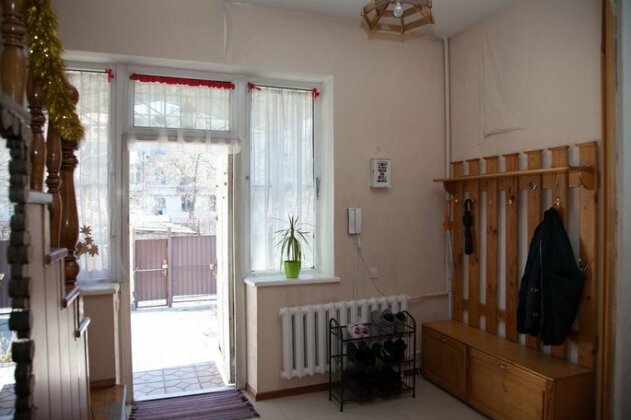 Asia Mountains Hostel on Tynistanova 31 - Photo2
