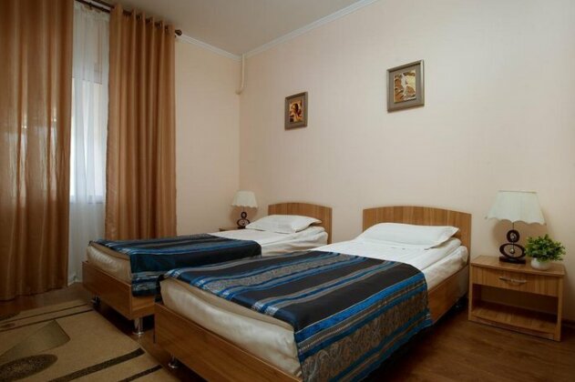 Bed & Breakfast Bishkek - Photo5