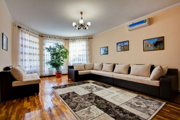 Centre hostel Bishkek - Photo2