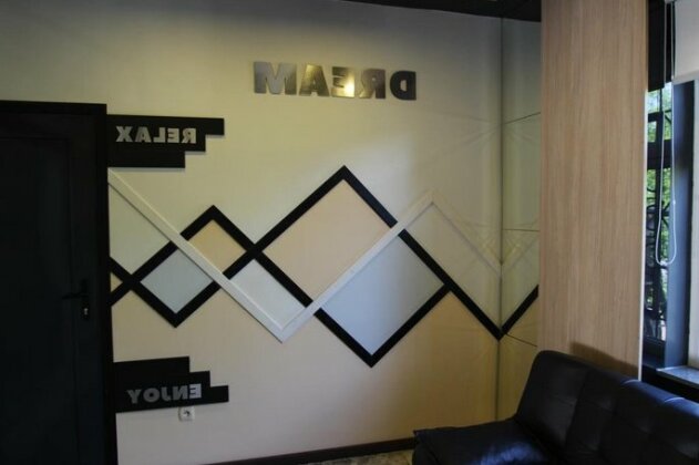 Delphin Guest House Bishkek - Photo3