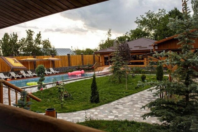 Discovery House Bishkek - Photo2