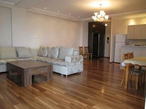 Home2Stay Dordoi-Plaza - Photo3