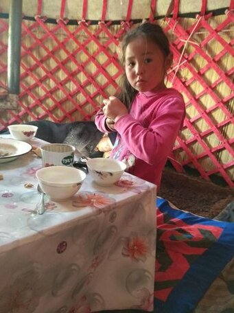 Kolkechuu_yourt_camp_MAKE - Photo3