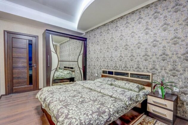 LikeHome4