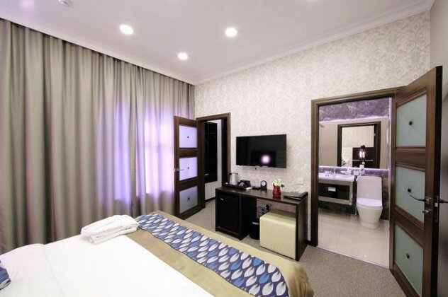 Premier Hotel Bishkek - Photo4
