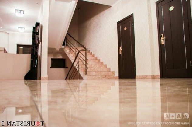 Touristan 2 Hotel - Photo2