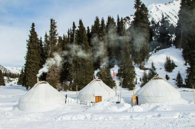 Aksuu Yurt Lodge - Photo2