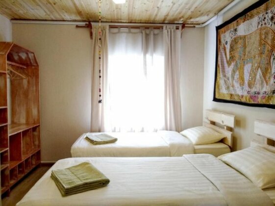 Evergreen Guesthouse Karakol - Photo3