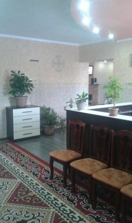 Guest House Karakol - Photo2