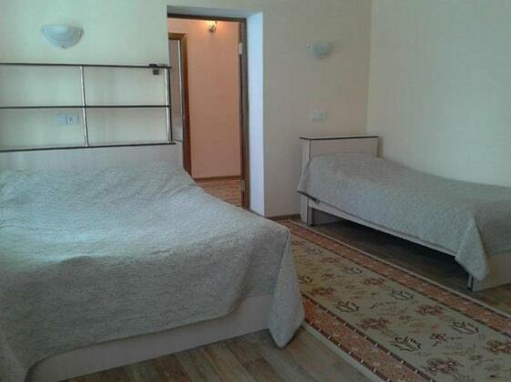 Guest House NUR - Photo2