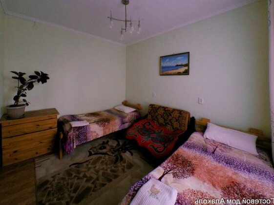 Guesthouse Alakol - Photo4