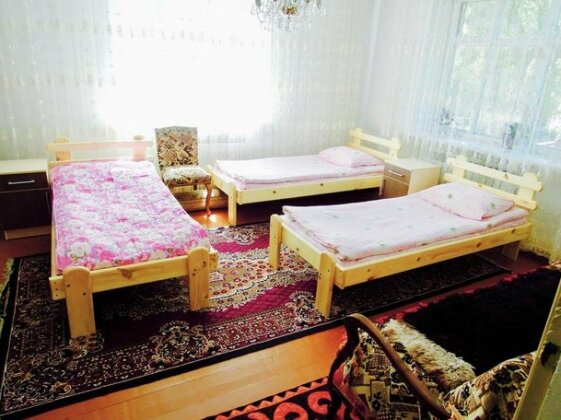 Home Stay in Karakol - Photo3