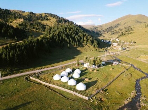 Jyrgalan Yurt Lodge - Photo5