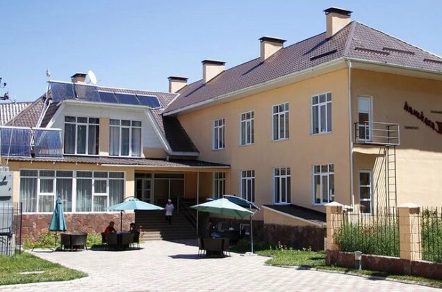 Photo 4