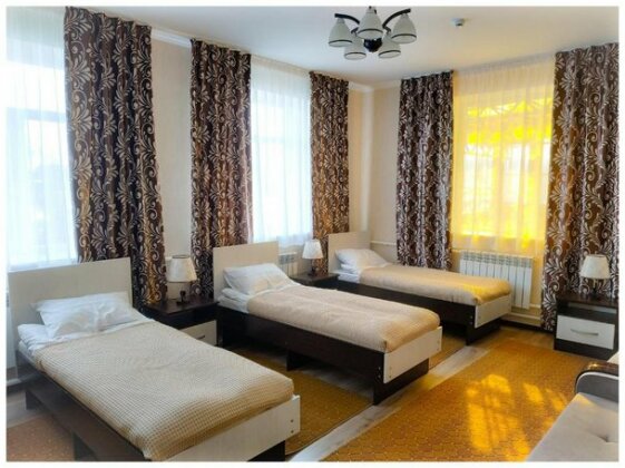 TwinHouse Karakol - Photo4