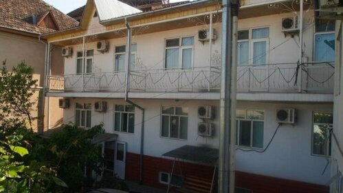 Bayana Guest House